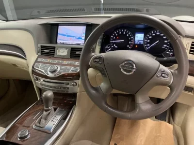 Nissan FUGA