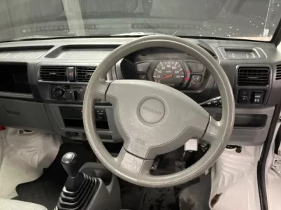 Nissan CLIPPER TRUCK