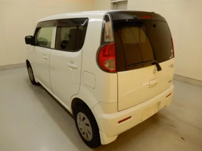 Suzuki MRWAGON
