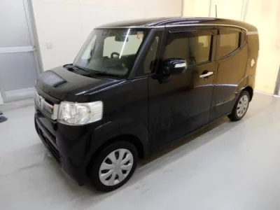 Honda N BOX SLASH