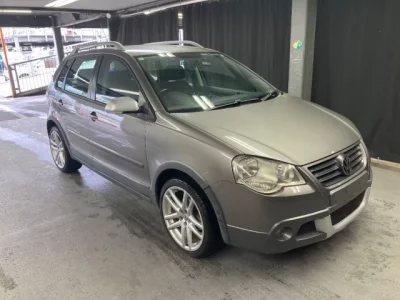 Volkswagen CROSS POLO