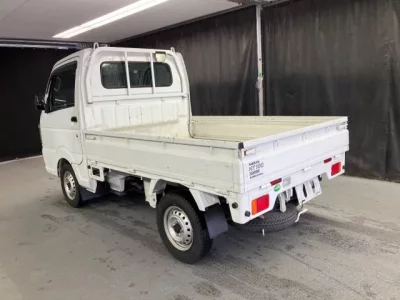 Nissan CLIPPER TRUCK