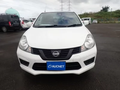 Nissan AD