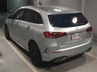 Mercedes-Benz B CLASS