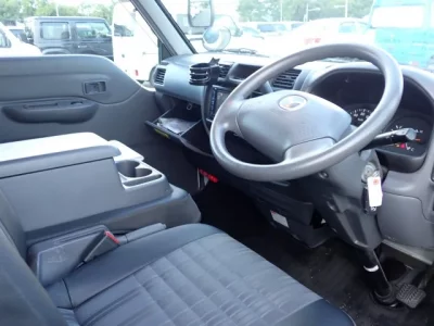 Mazda BONGO VAN