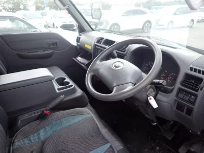 Mazda BONGO VAN