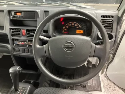 Nissan CLIPPER TRUCK