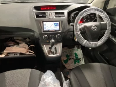 Nissan LAFESTA