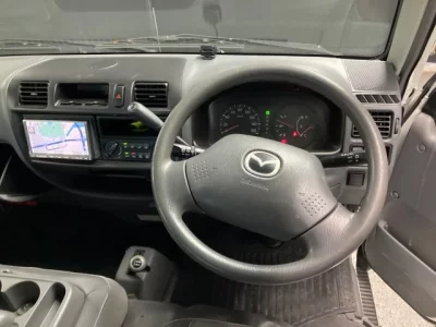 Mazda BONGO VAN