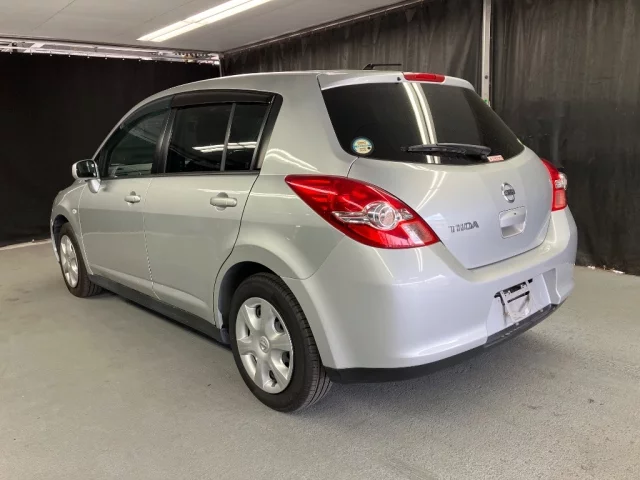 Nissan TIIDA