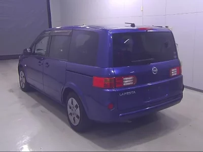 Nissan LAFESTA