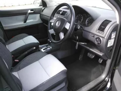 Volkswagen CROSS POLO
