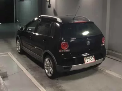Volkswagen CROSS POLO