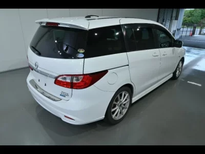 Nissan LAFESTA