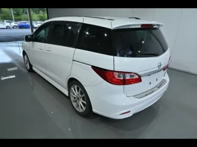 Nissan LAFESTA