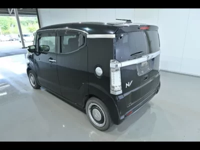 Honda N BOX SLASH