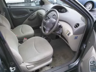 Toyota PLATZ
