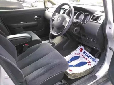 Nissan TIIDA LATIO