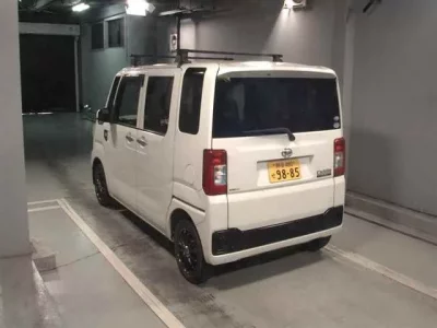 Daihatsu HIJET CADDIE