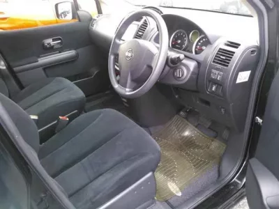 Nissan LAFESTA