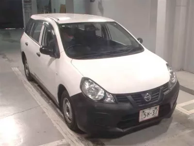 Nissan AD