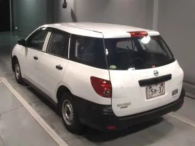 Nissan AD
