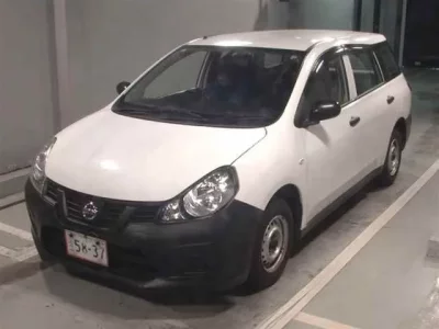 Nissan AD