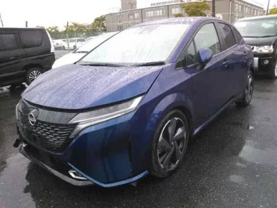 Nissan AURA