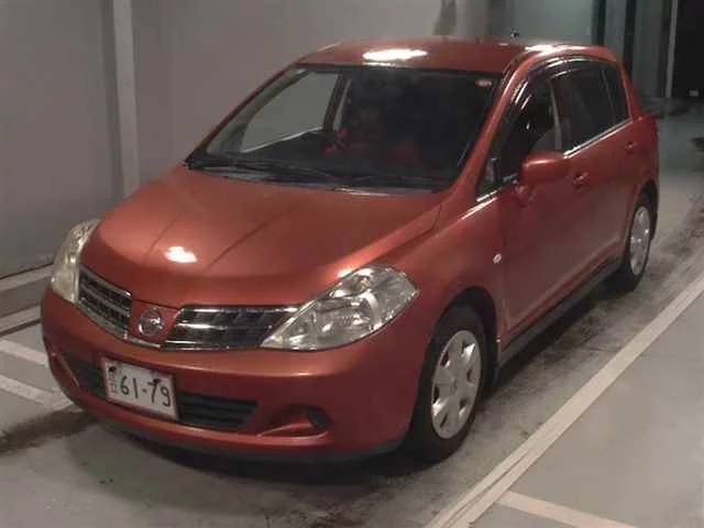 Nissan TIIDA