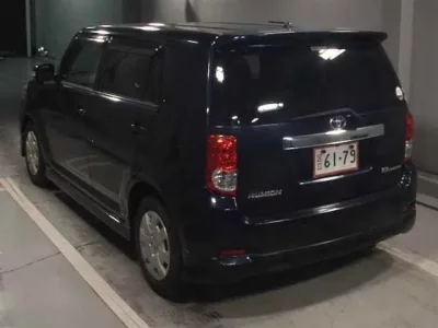 Toyota COROLLA RUMION