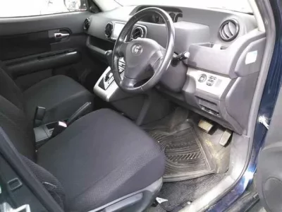 Toyota COROLLA RUMION