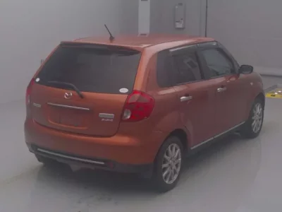 Mazda VERISA