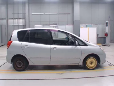 Toyota COROLLA SPACIO