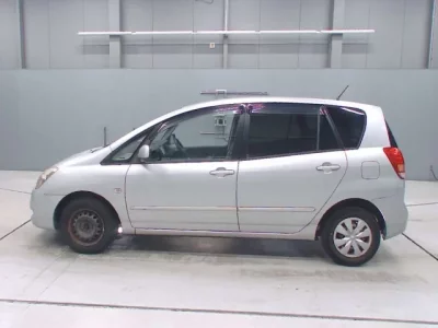 Toyota COROLLA SPACIO