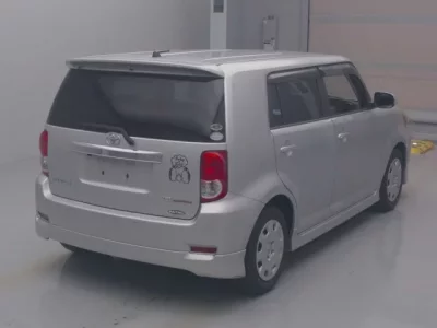 Toyota COROLLA RUMION