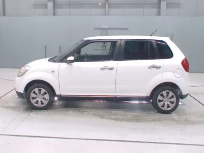 Mazda VERISA