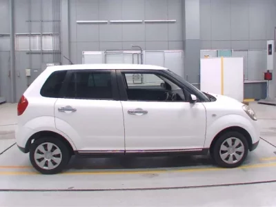 Mazda VERISA
