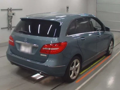 Mercedes-Benz B CLASS