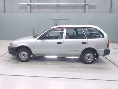 Toyota COROLLA VAN