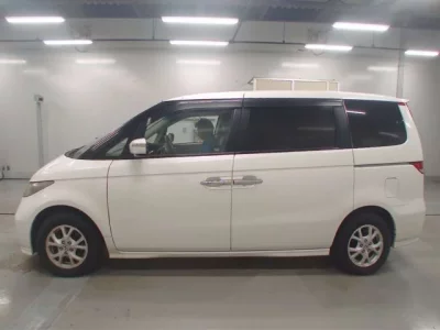 Honda ELYSION