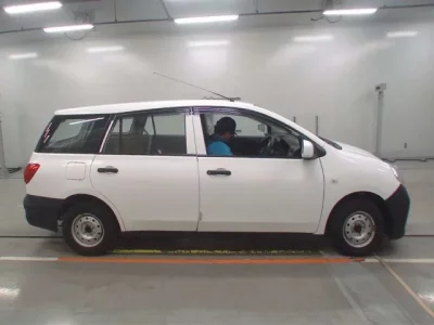 Nissan AD
