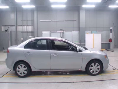 Mitsubishi GALANT FORTIS