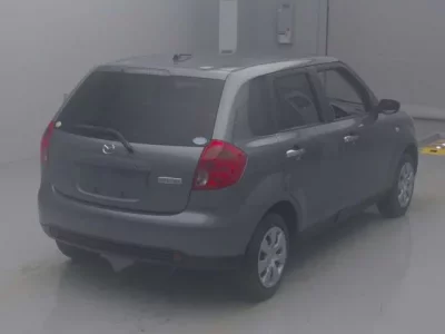 Mazda VERISA