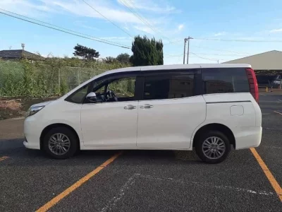 Toyota ESQUIRE