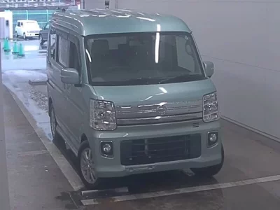 Nissan CLIPPER RIO
