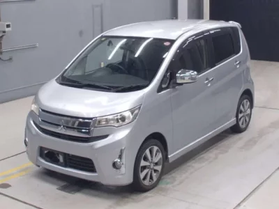 Mitsubishi EK CUSTOM