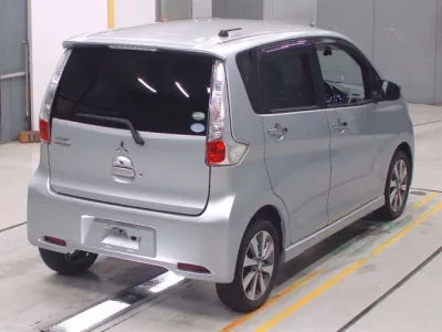 Mitsubishi EK CUSTOM