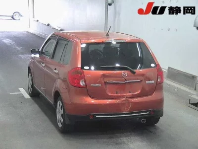 Mazda VERISA