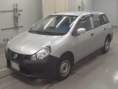Nissan AD