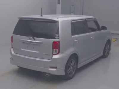 Toyota COROLLA RUMION